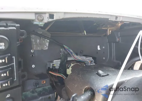 2005 Chevrolet Silverado 1500 Z71 из США, поврежденный, VIN 2GCEK13TX51151595